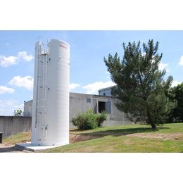 Silo à jupe porteuse pour charbon actif